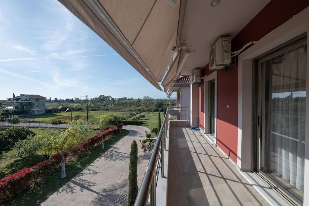 פרבזה "Aeolos" Luxury Villa מראה חיצוני תמונה