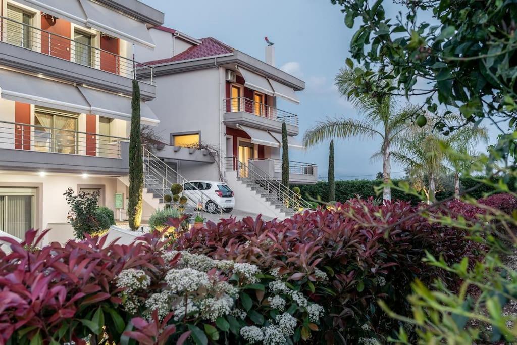 פרבזה "Aeolos" Luxury Villa מראה חיצוני תמונה